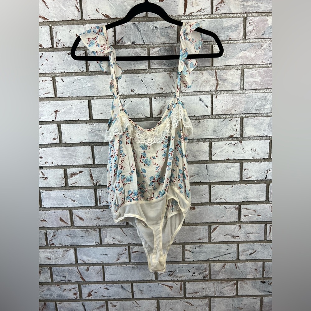 Free People | Boho Coquette Take It Away Lace Floral Bodysuit Top - Picture 6 of 7